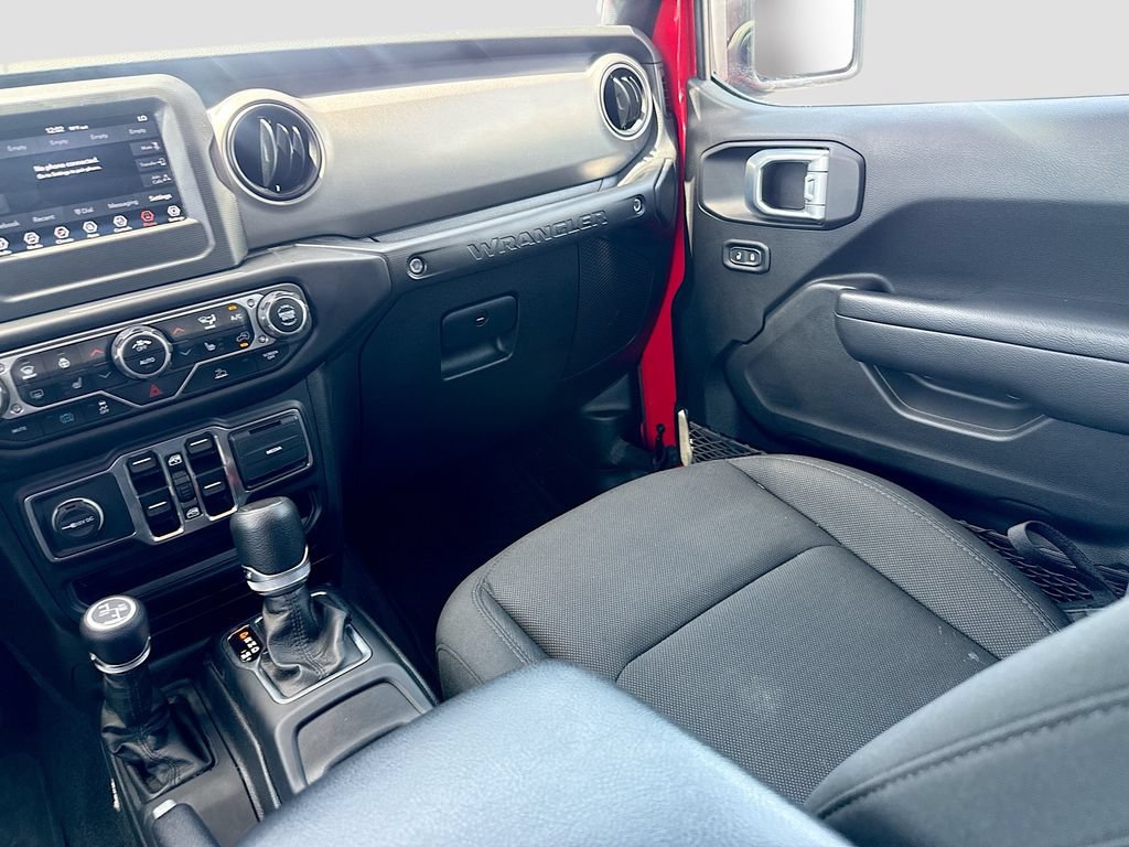 Used 2023 Jeep Wrangler Unlimited w/ Cold Weather Group AWD/4WD image 26