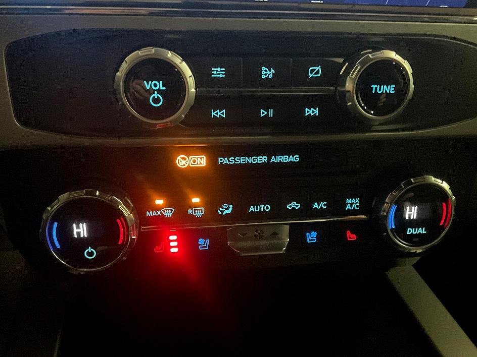 Used 2022 Ford F350 Lariat w/ Lariat Value Package image 24