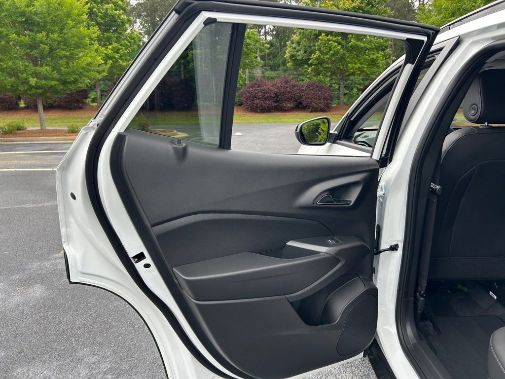New 2026 Chevrolet Trax LT w/ Driver Confidence Package FWD image 50