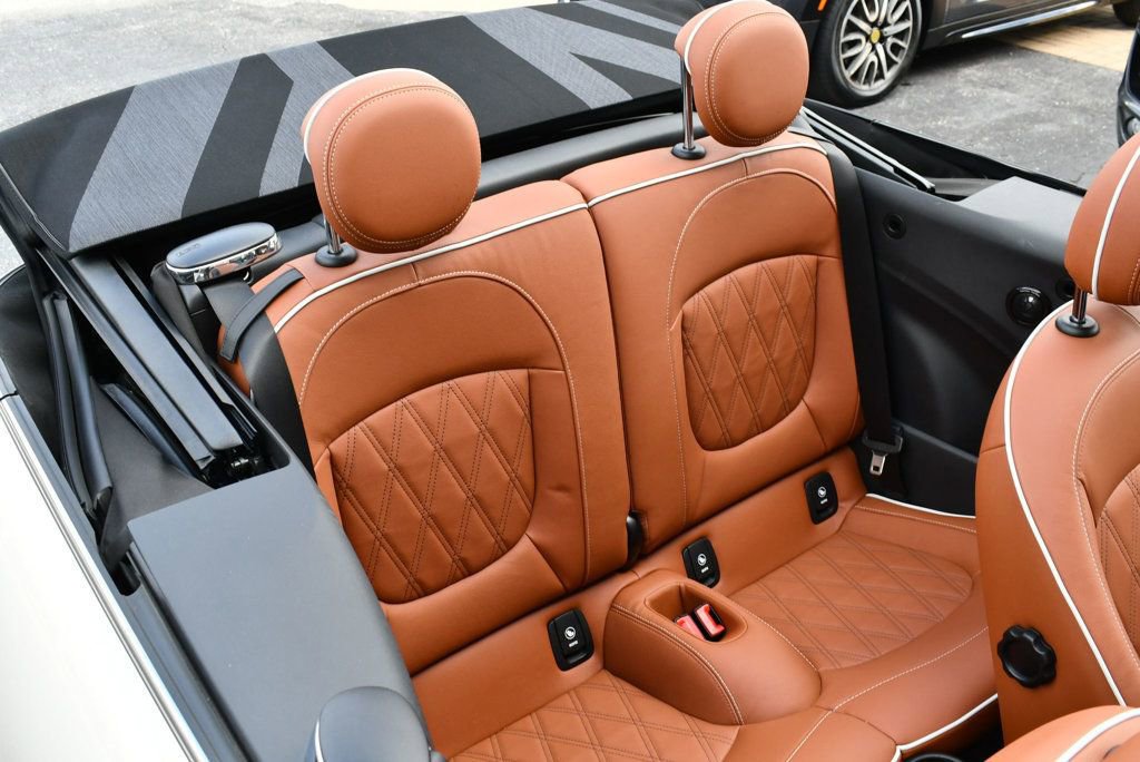 Used 2023 MINI Cooper S image 17