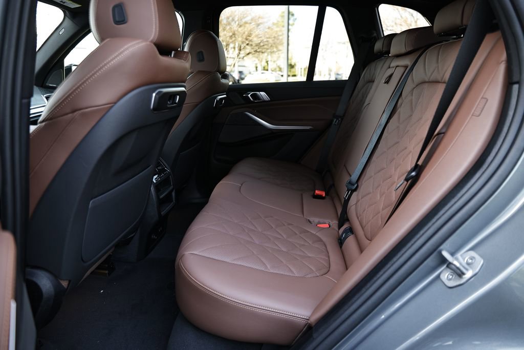 New 2026 BMW X5 sDrive40i w/ M Sport Package image 29