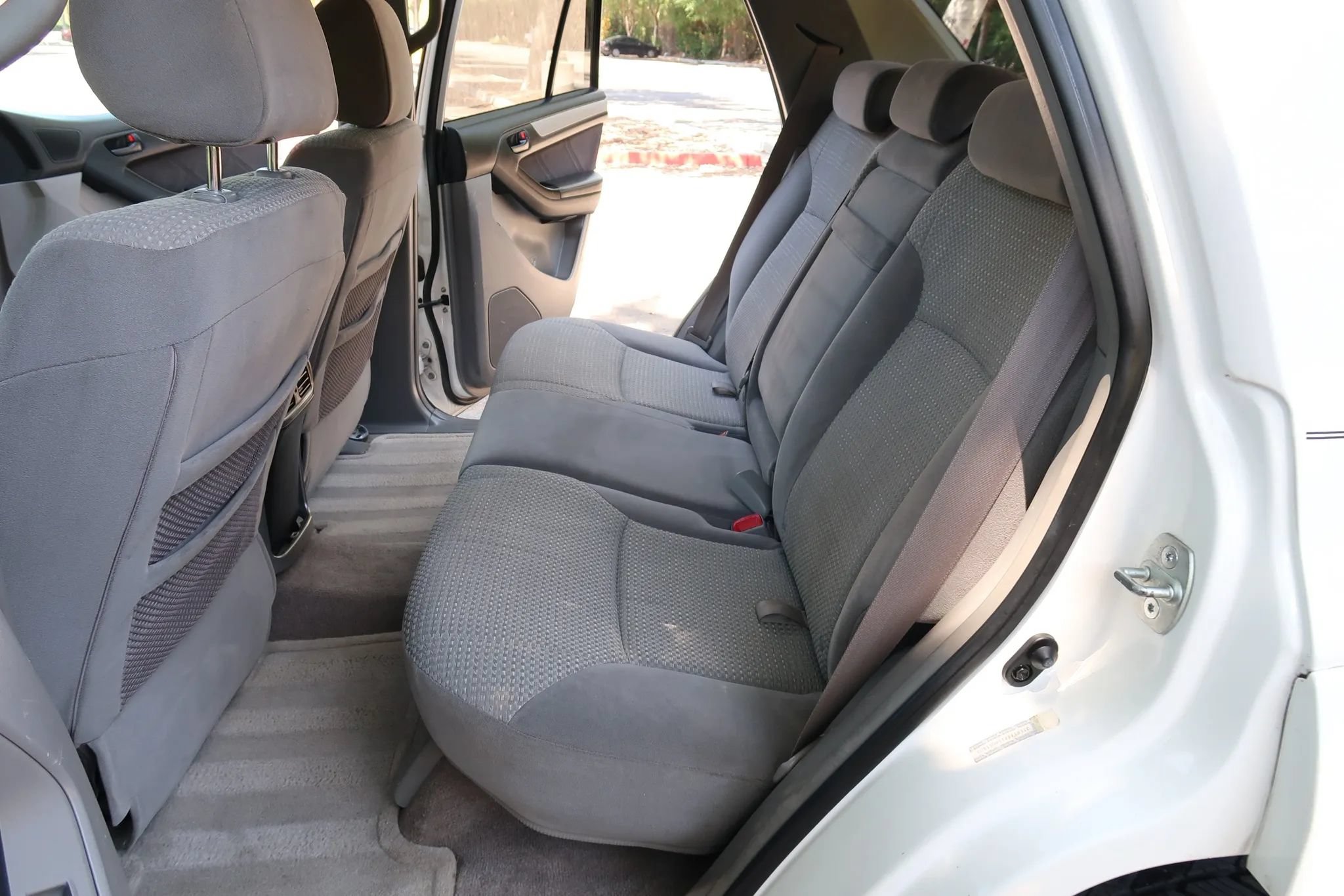 Used 2005 Toyota 4Runner Sport AWD/4WD image 24