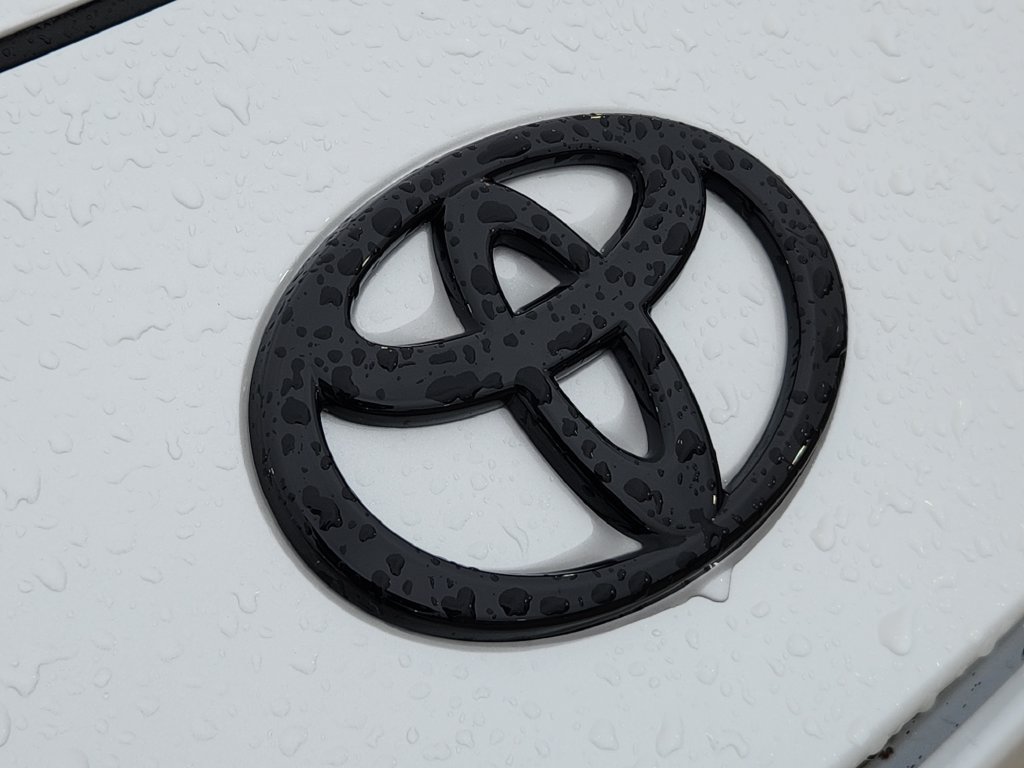 New 2026 Toyota Camry XSE FWD image 12