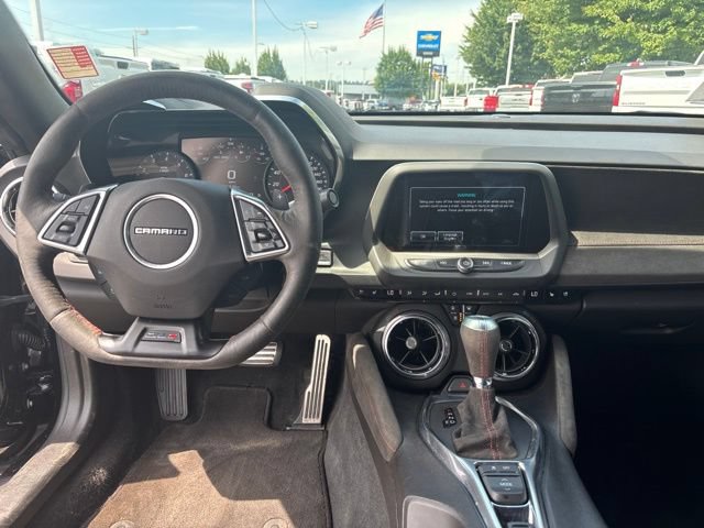 Used 2018 Chevrolet Camaro ZL1 RWD image 16