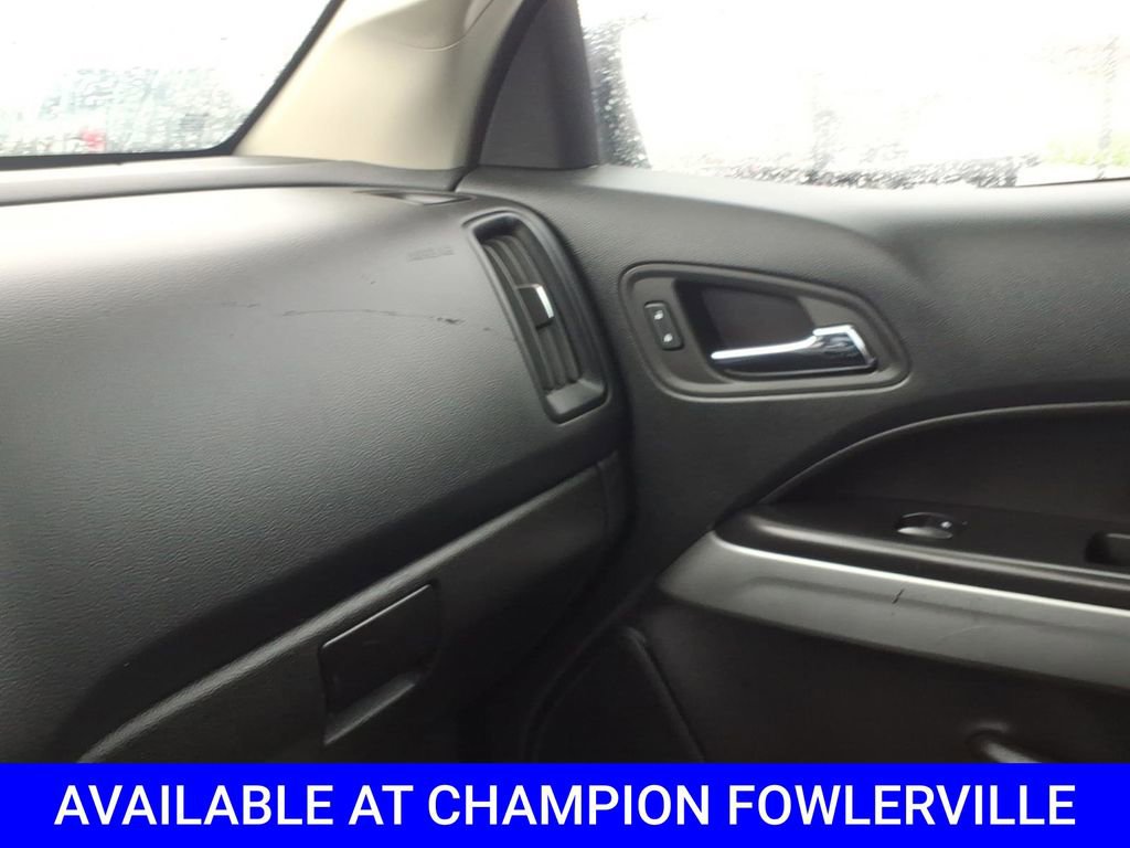 Used 2022 Chevrolet Colorado LT w/ Safety Package RWD image 17