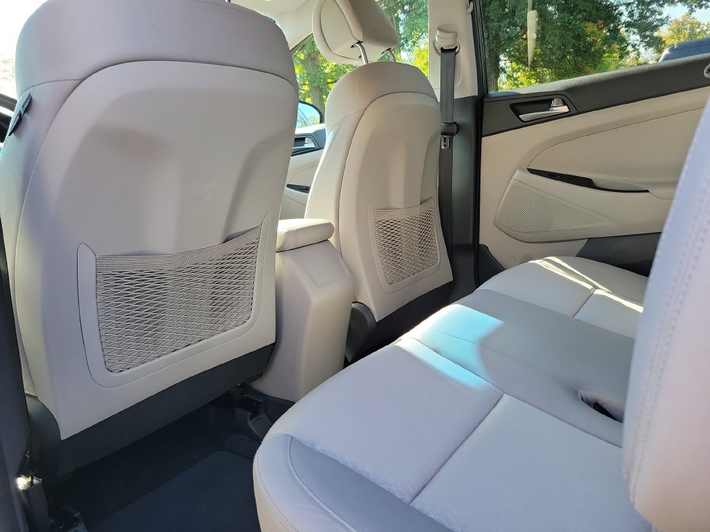 Used 2017 Hyundai Tucson SE w/ Cargo Package FWD image 16