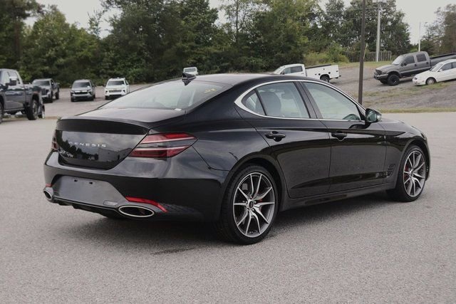 Used 2025 Genesis G70 2.5T image 7