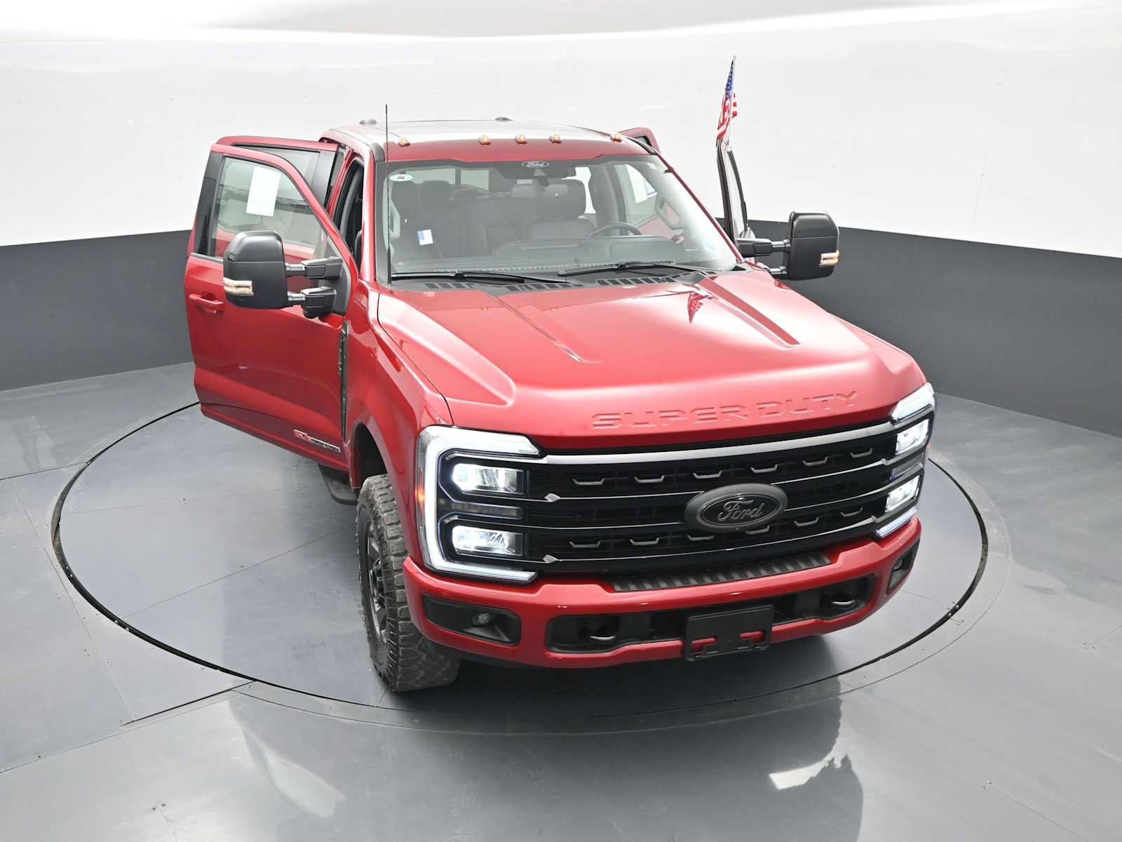 Used 2024 Ford F250 Lariat w/ Tremor Off-Road Package image 26