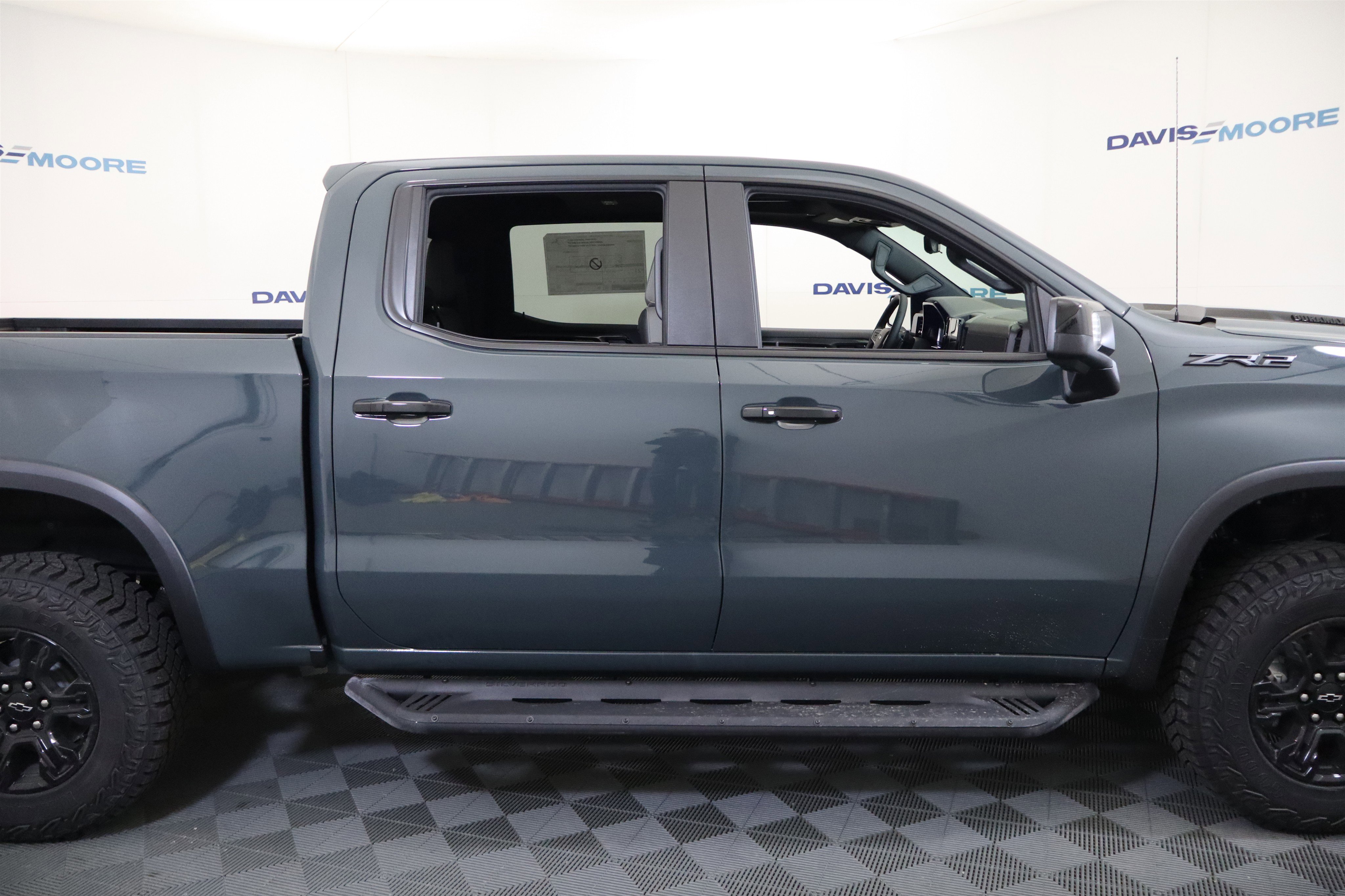 New 2026 Chevrolet Silverado 1500 ZR2 w/ Dark Appearance Package image 4