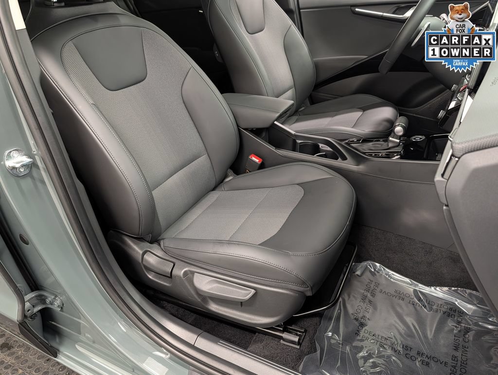 Certified 2025 Kia Niro EX Touring FWD image 35