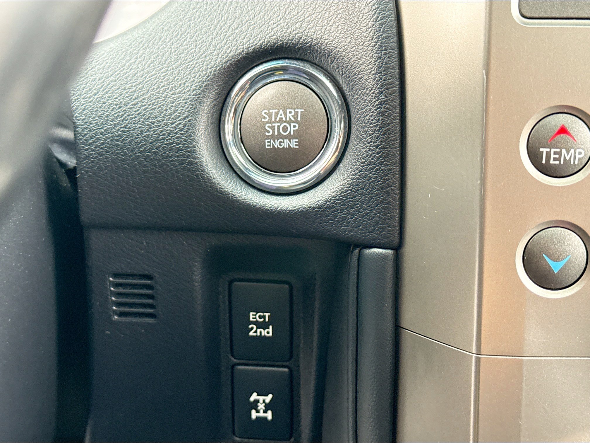 Used 2021 Lexus GX 460 Luxury w/ Sport Design Package AWD/4WD image 9