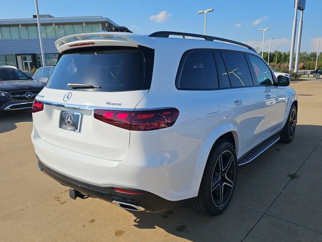 New 2026 Mercedes-Benz GLS 450 4MATIC image 3