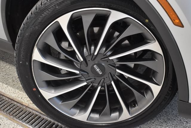 Used 2020 Lincoln Aviator Reserve w/ Equipment Group 202A AWD/4WD image 30