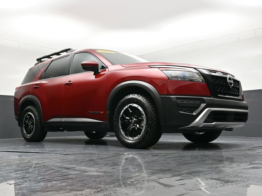 Certified 2025 Nissan Pathfinder Rock Creek image 32