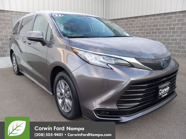 Used 2022 Toyota Sienna LE