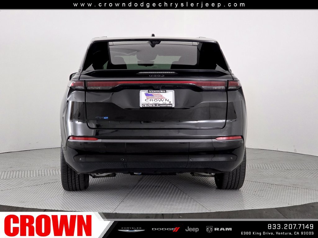 Used 2024 Jeep Wagoneer Launch Edition AWD/4WD image 6