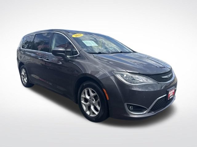 Used 2019 Chrysler Pacifica Touring Plus w/ Advanced Safetytec Group