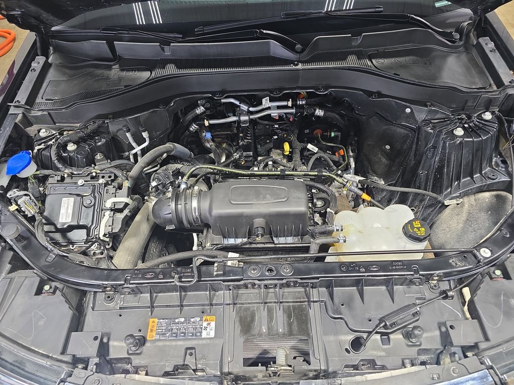 Used 2023 Ford Explorer XLT w/ Equipment Group 202A image 32
