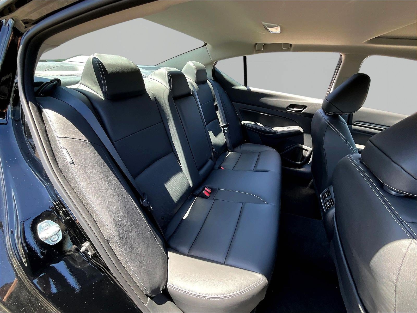 New 2026 Nissan Altima 2.5 SV w/ SV Premium Package FWD image 20