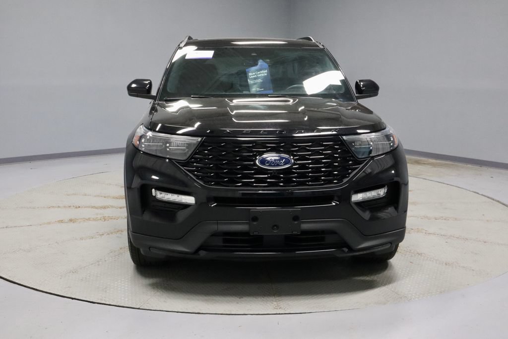 Used 2023 Ford Explorer ST-Line AWD/4WD image 7