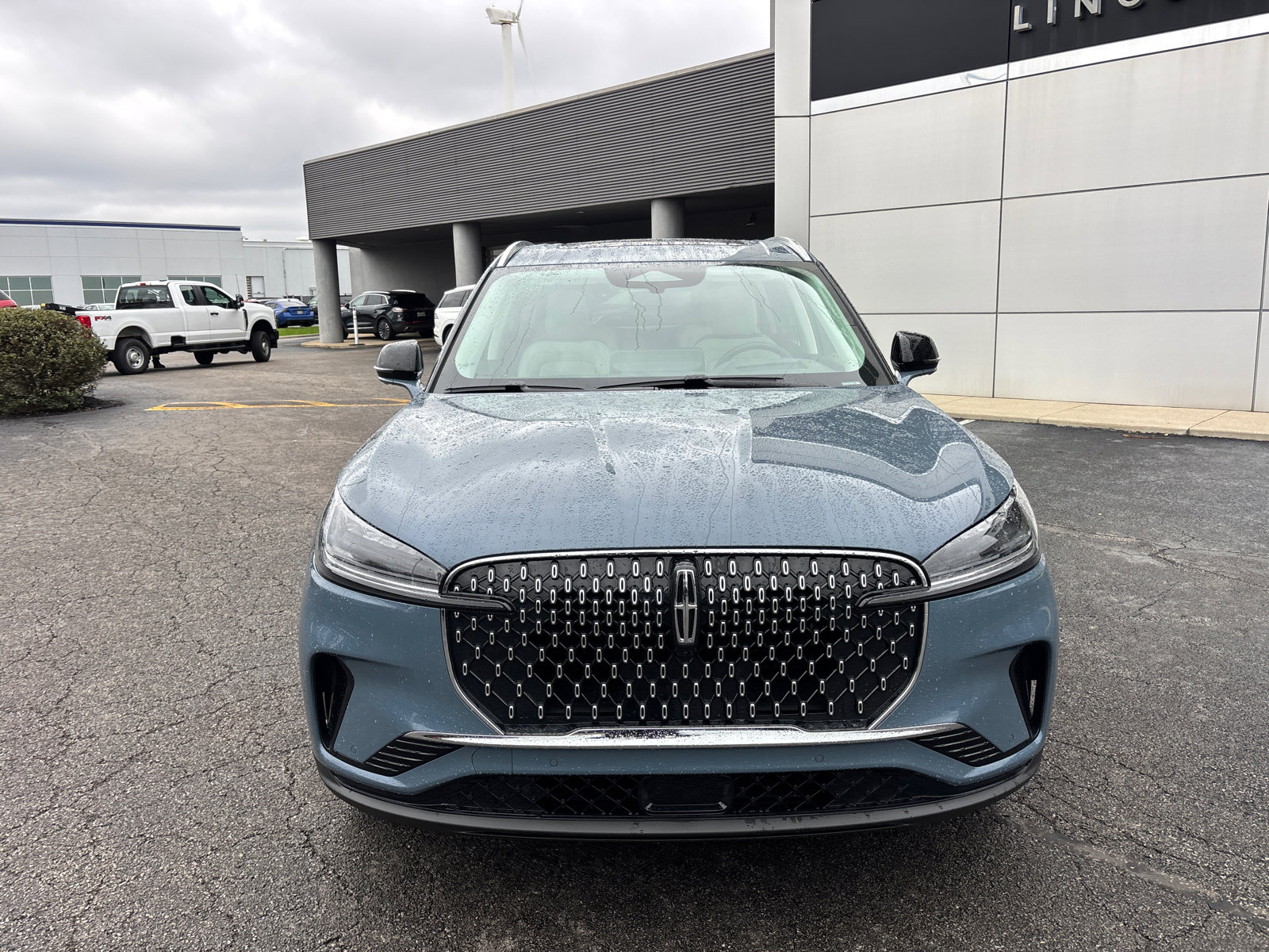 New 2026 Lincoln Aviator Reserve image 2