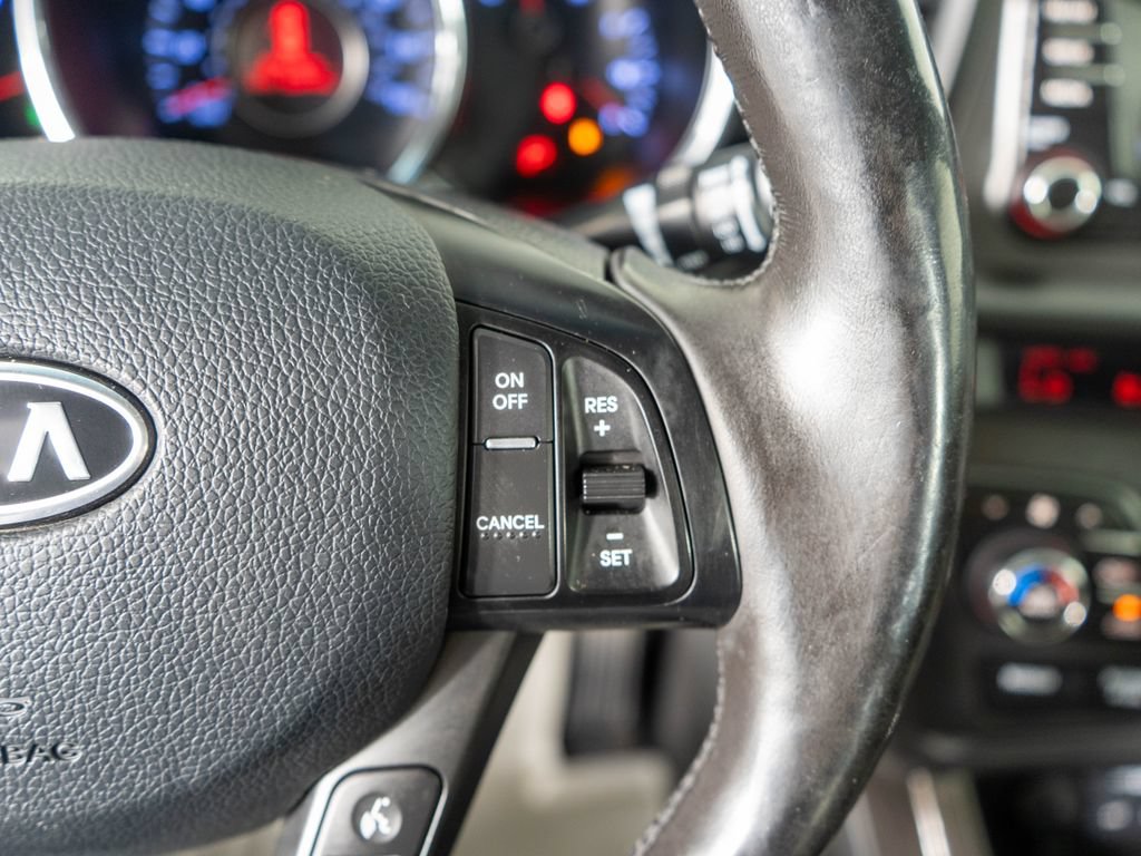 Used 2012 Kia Optima EX w/ Premium Pkg FWD image 19