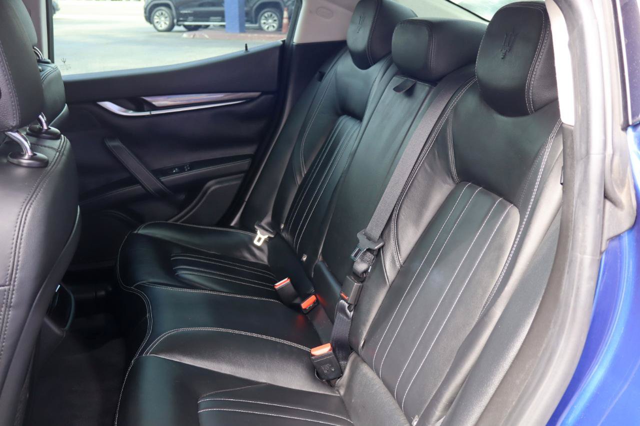 Used 2016 Maserati Ghibli RWD image 13