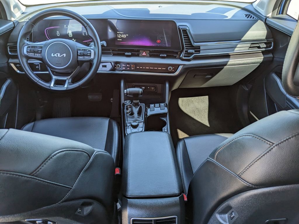 Certified 2025 Kia Sportage EX image 15