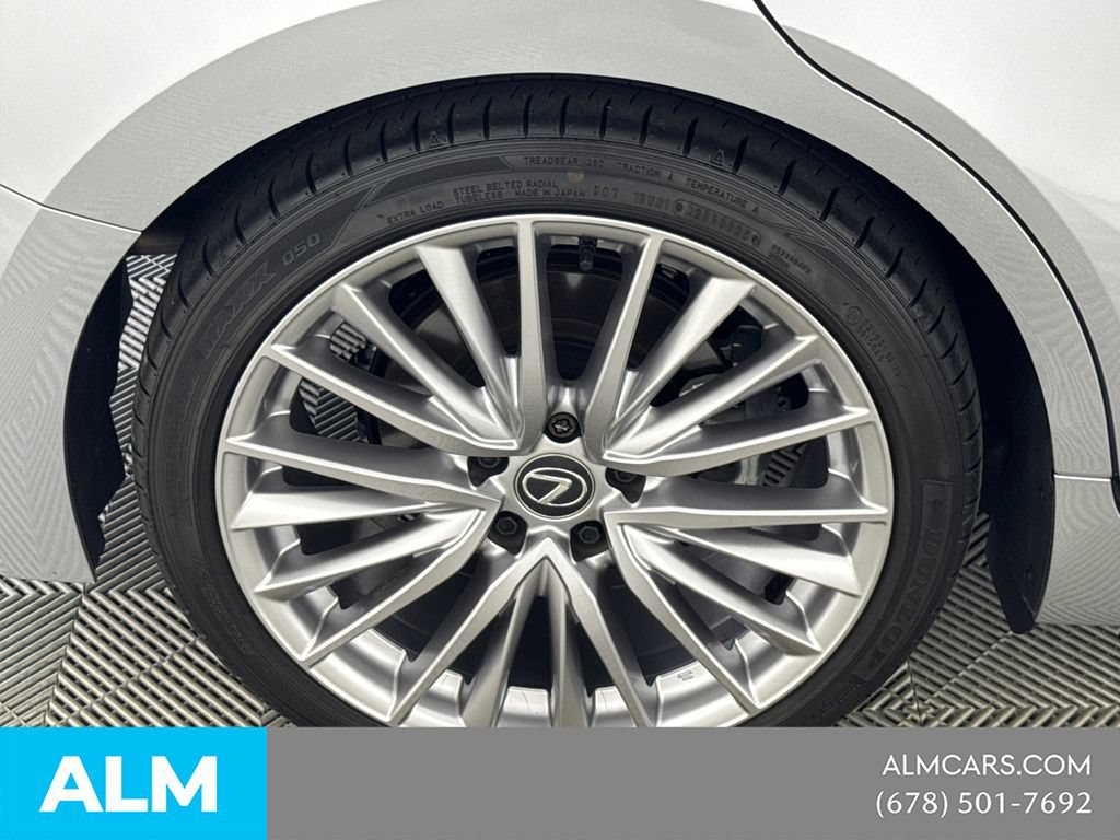 Used 2025 Lexus IS 300 w/ Premium Package RWD image 20
