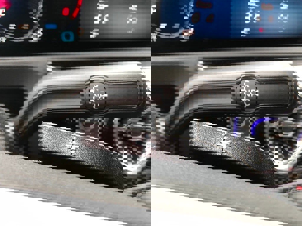 New 2025 Mercedes-Benz CLA 250 4MATIC image 30