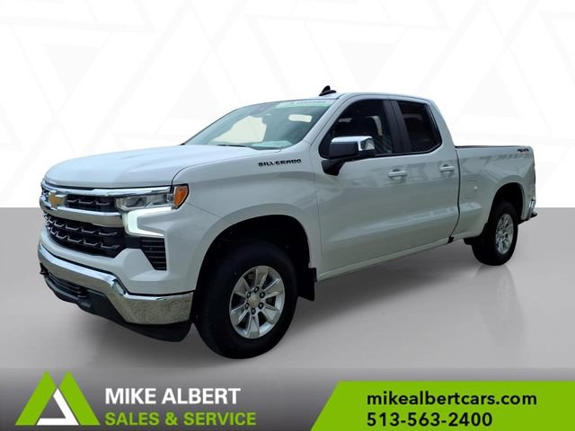 Used 2023 Chevrolet Silverado 1500 LT w/ Protection Package AWD/4WD image 3