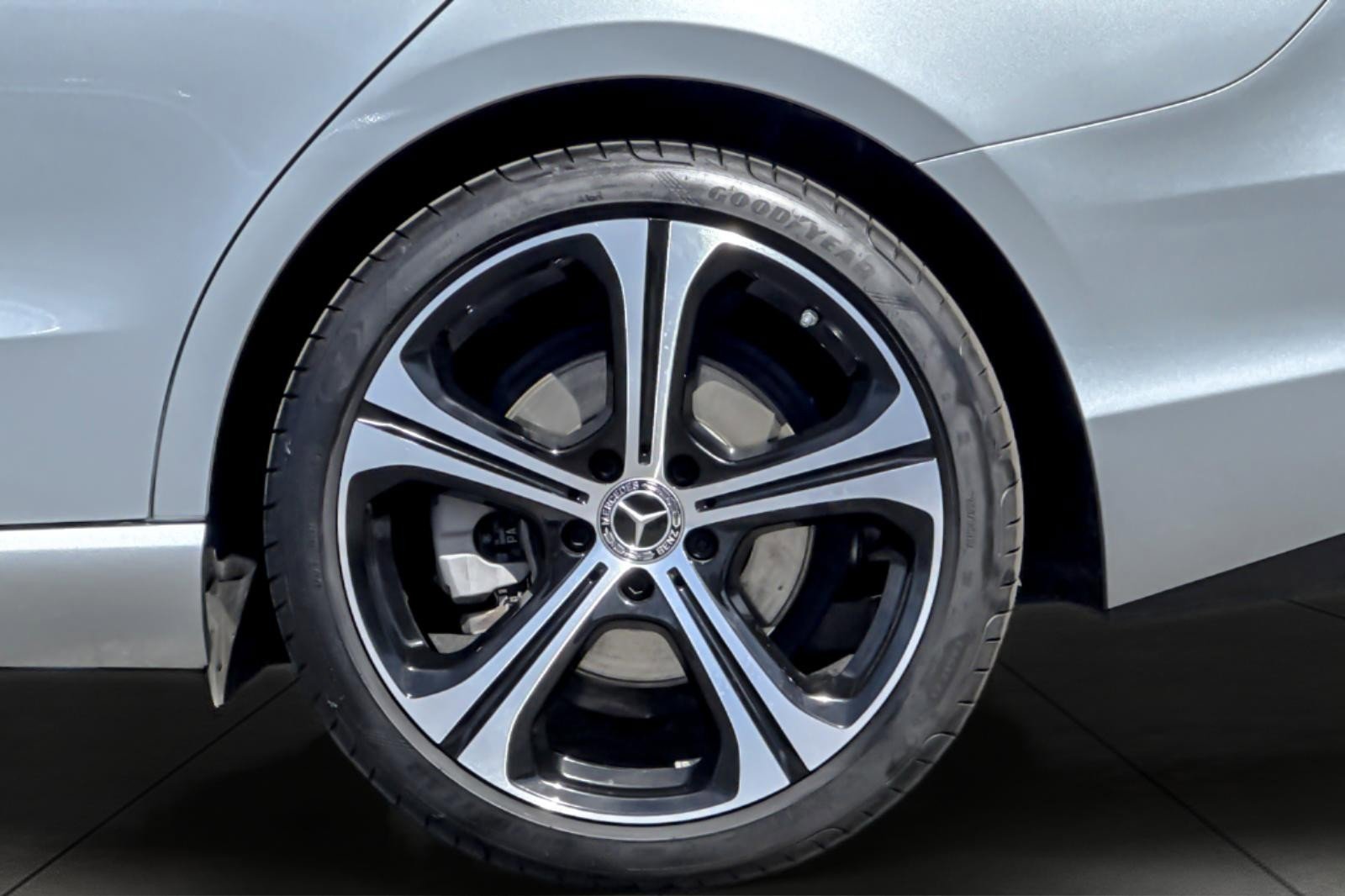 Used 2024 Mercedes-Benz C 300 Sedan w/ Exclusive Trim Package image 25