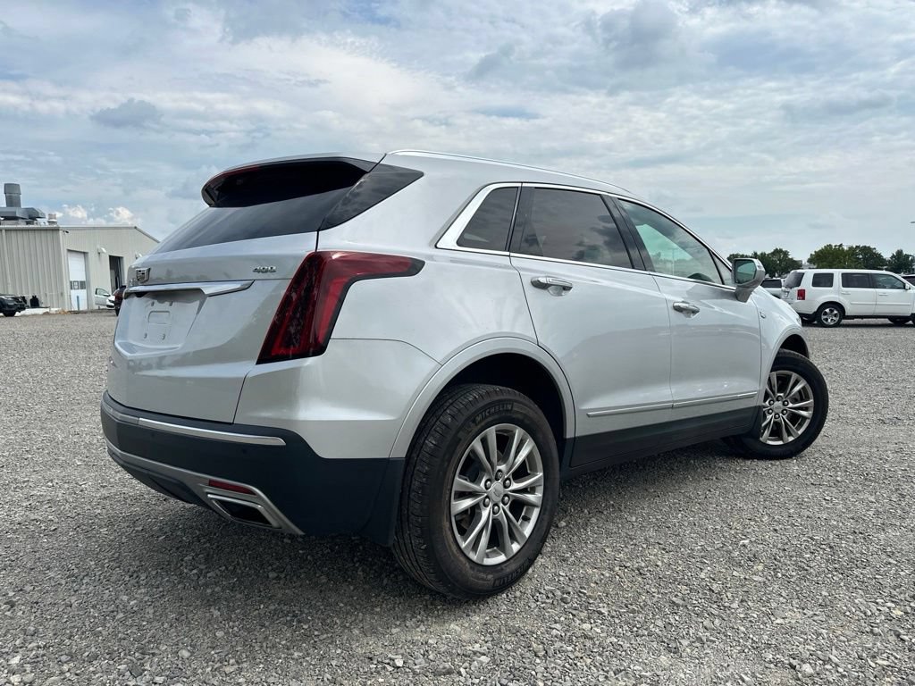 Used 2020 Cadillac XT5 Premium Luxury w/ LPO, Floor Liner Package AWD/4WD image 13