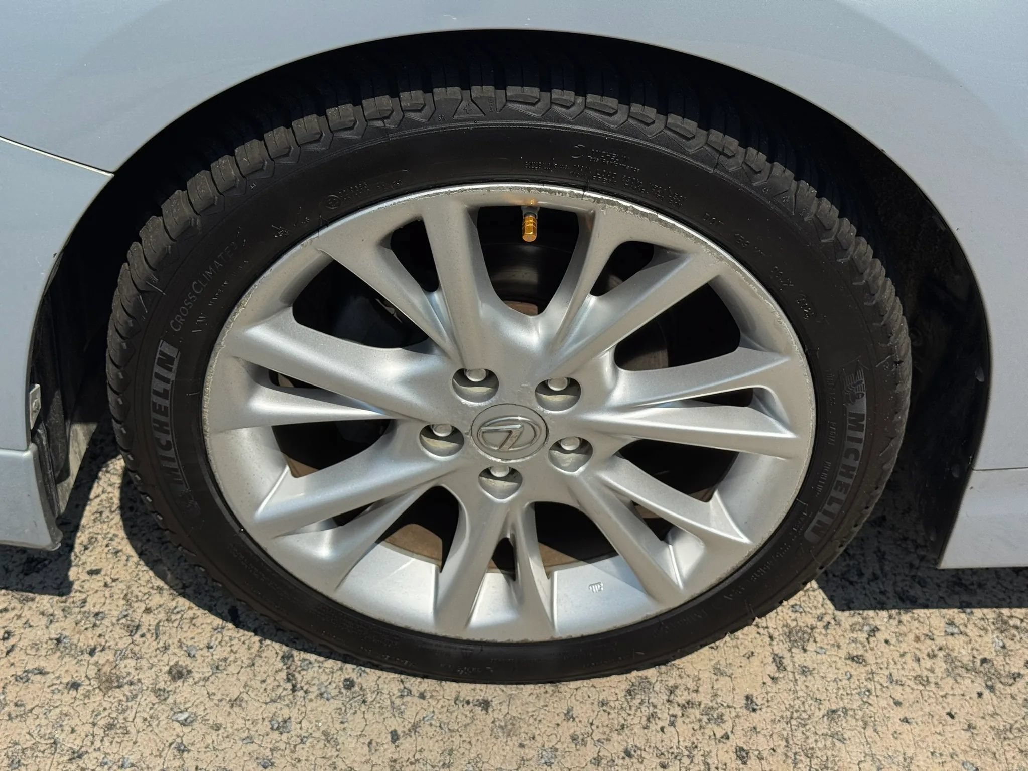 Used 2010 Lexus HS 250h FWD image 34