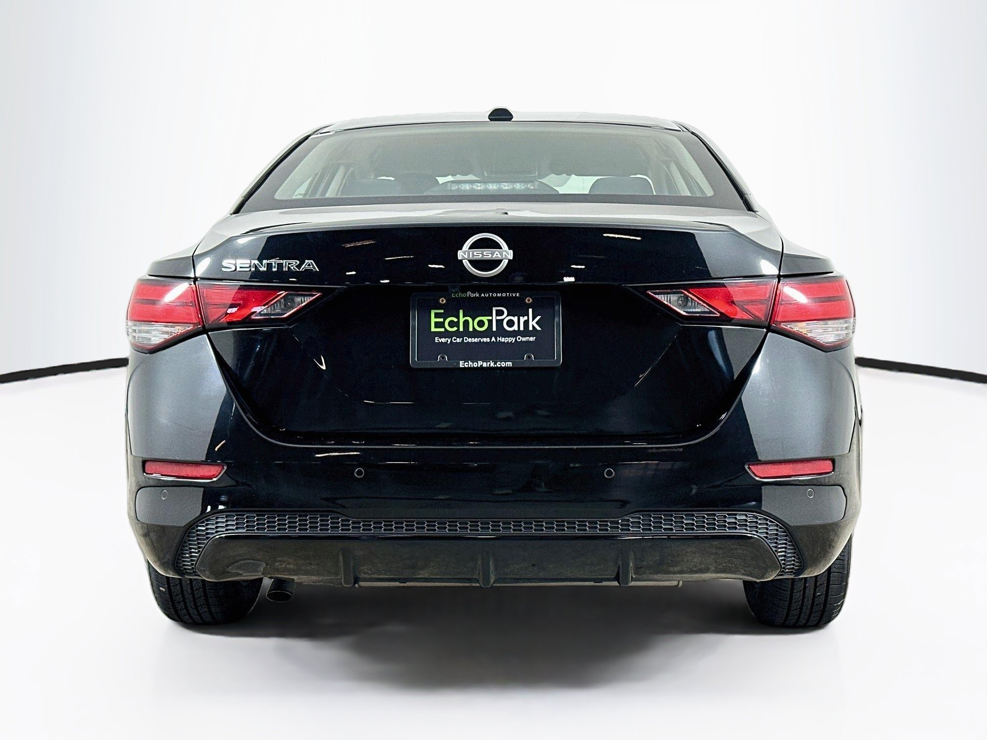 Used 2025 Nissan Sentra SV FWD image 7