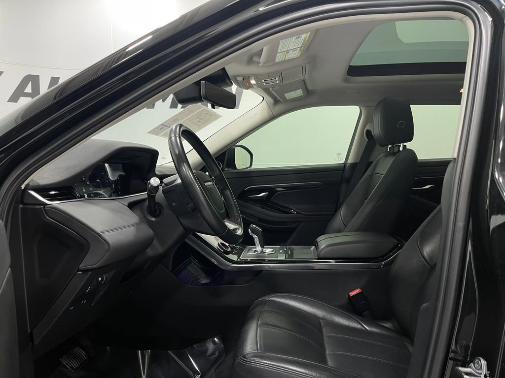 Used 2020 Land Rover Range Rover Evoque SE image 14