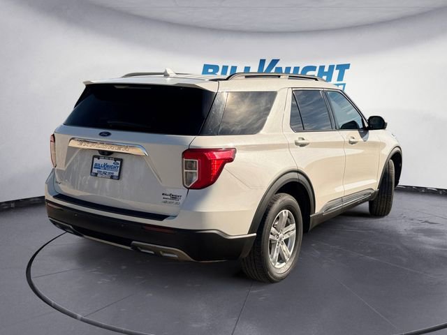 Used 2023 Ford Explorer XLT w/ Equipment Group 202A image 5