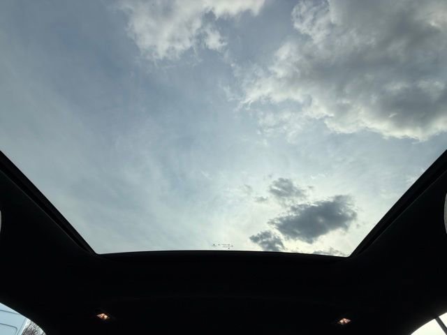 Certified 2022 Mercedes-Benz A 220 4MATIC image 17