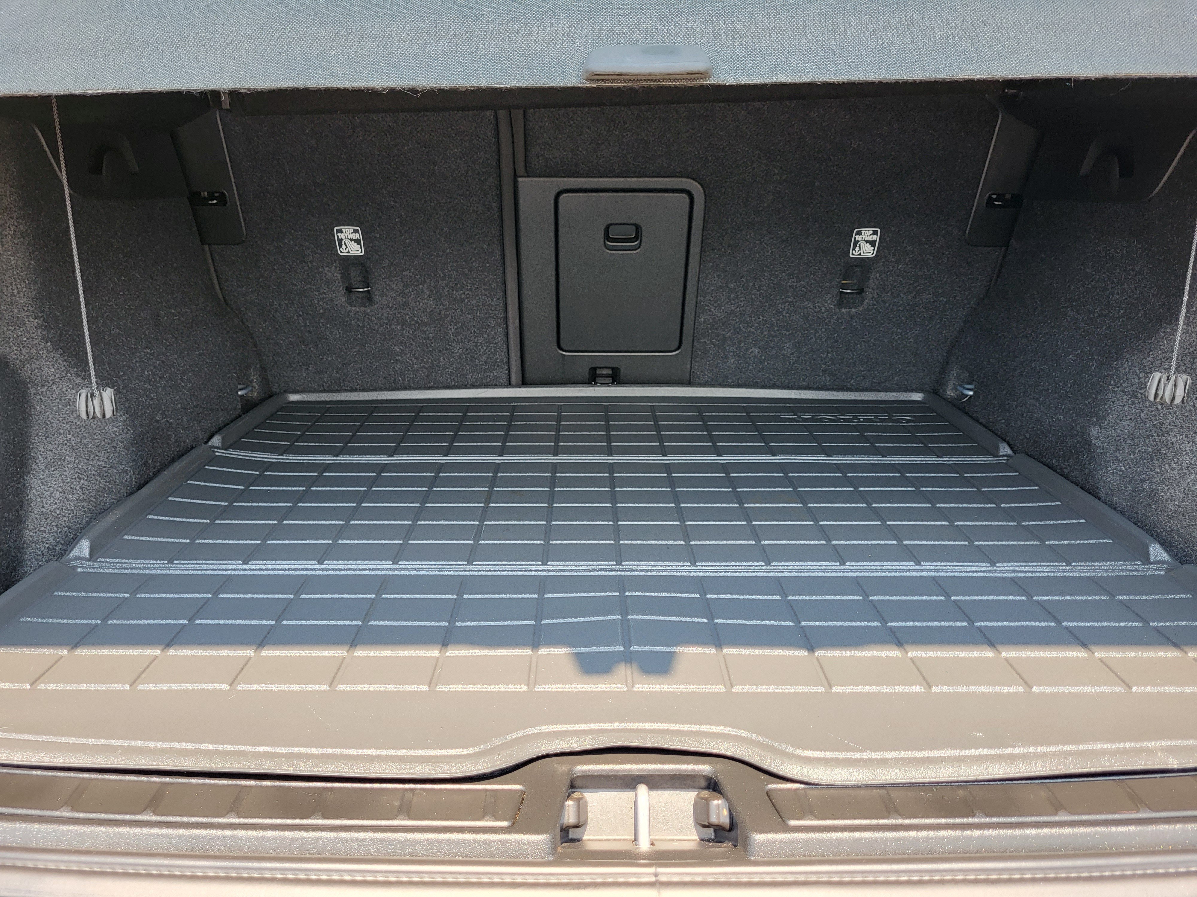 Certified 2023 Volvo XC40 Recharge Ultimate w/ Protection Package Premier AWD/4WD image 26