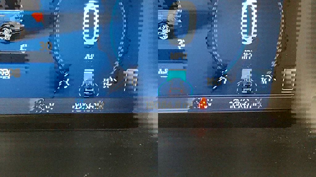 Used 2023 Ford Expedition Limited image 16