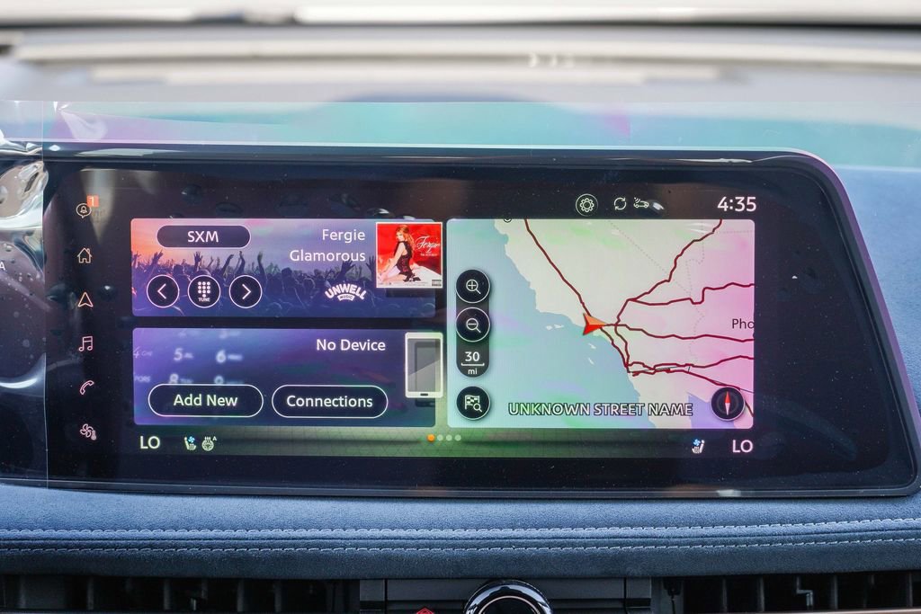 New 2025 Nissan Ariya Platinum image 17