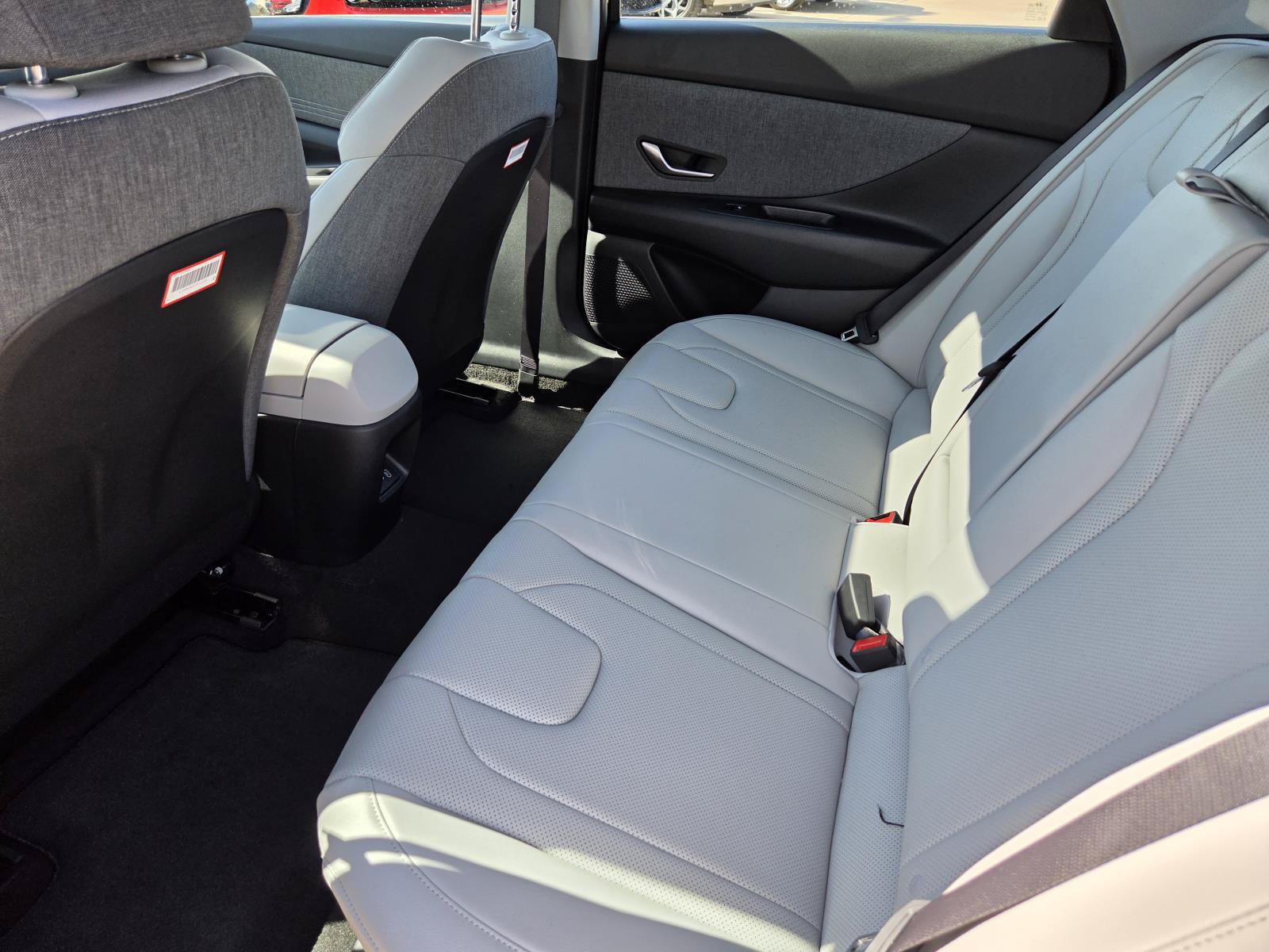 New 2026 Hyundai Elantra SEL Sport FWD image 10