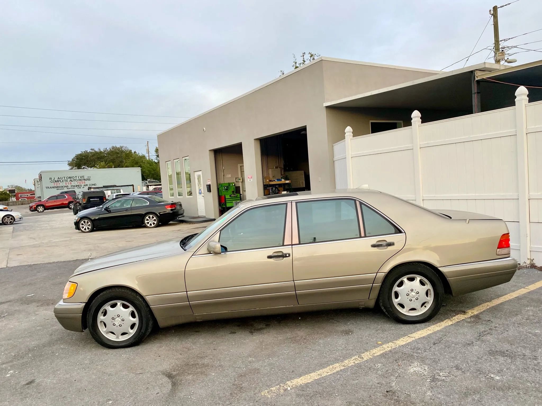 Used 1995 Mercedes-Benz S 420 image 2