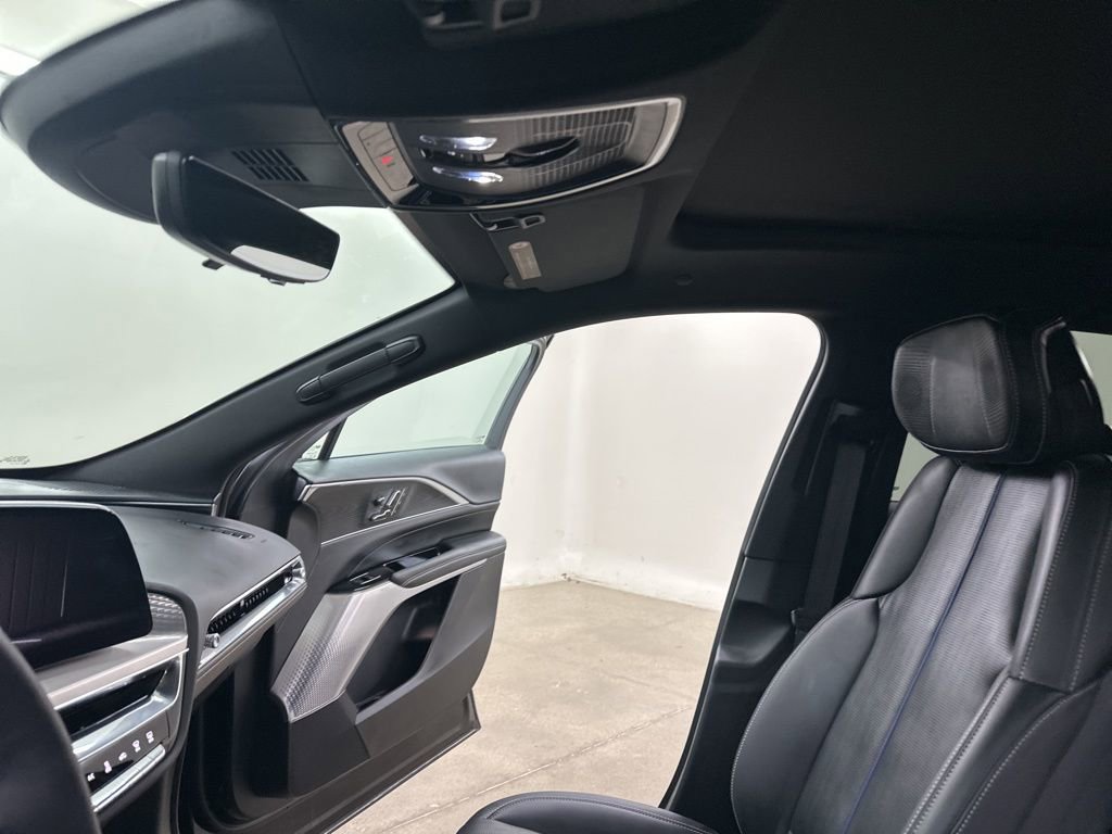 Certified 2025 Cadillac Lyriq Sport image 29