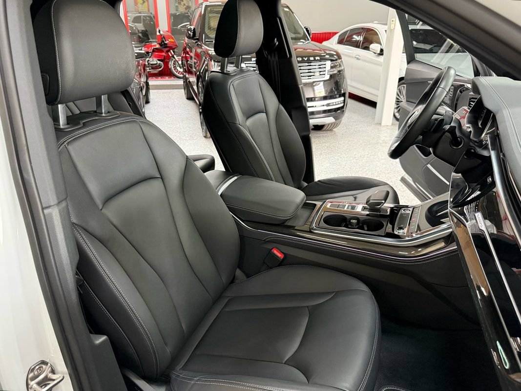 Used 2025 Audi Q7 2.0T Premium Plus w/ Premium Plus Package AWD/4WD image 19