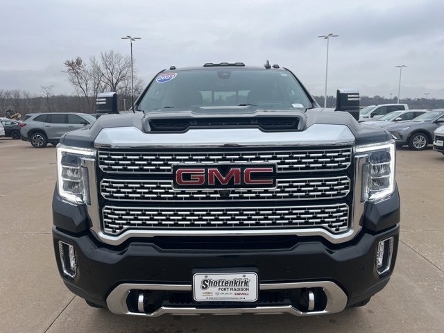 Used 2023 GMC Sierra 3500 Denali w/ Denali Black Diamond Edition image 13