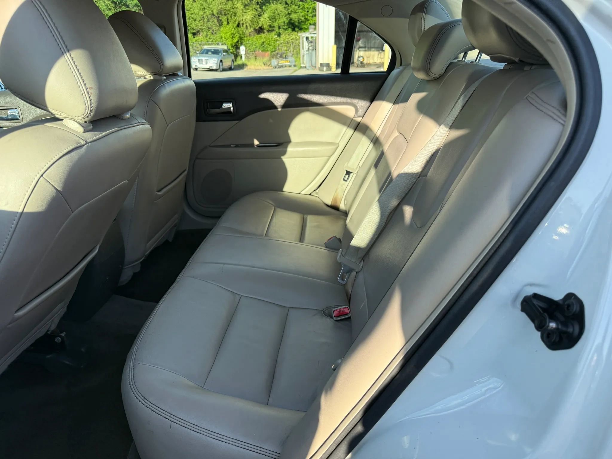 Used 2012 Ford Fusion SEL image 21