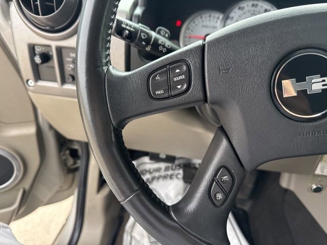 Used 2004 HUMMER H2 w/ Preferred Equipment Group image 32
