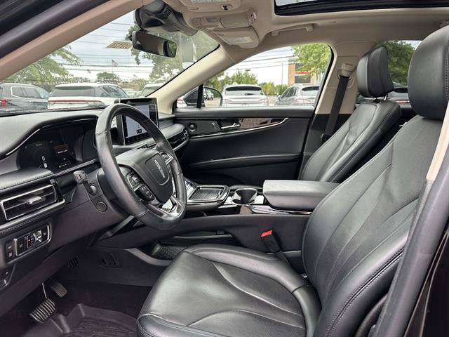 Used 2023 Lincoln Nautilus Reserve w/ Monochromatic Package AWD/4WD image 13