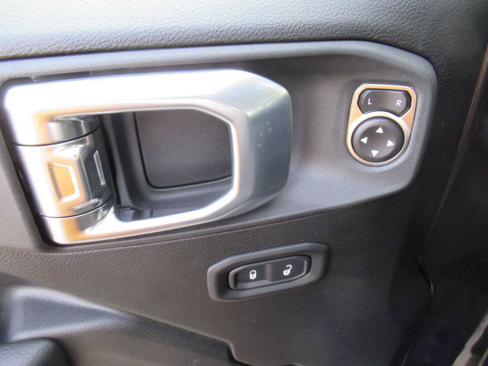 New 2026 Jeep Wrangler Unlimited Rubicon image 23